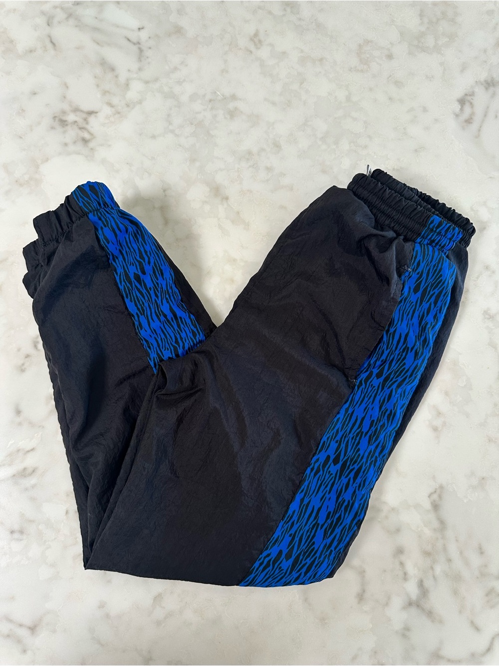 Vintage Boys Spalding Black Nylon Track Pants/Windbreakers. Size 5